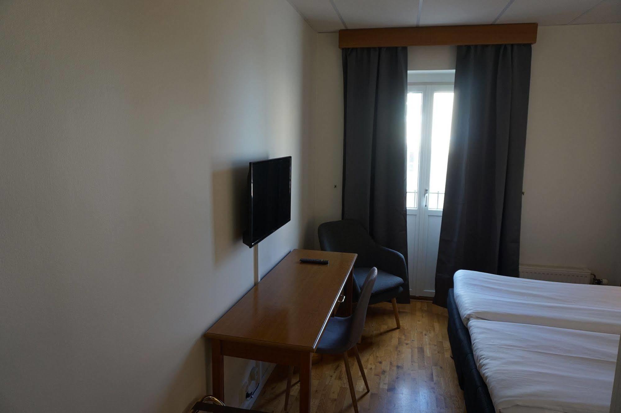 Hotell Siesta カールスクルーナ エクステリア 写真